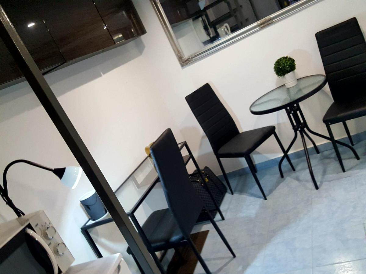 Like Studio City Centrum, Wifi, Terrace Budapeszt Zewnętrze zdjęcie